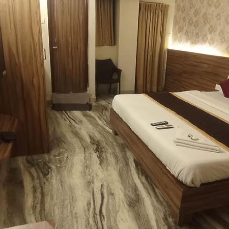 Hotel Raj Meridian, Tambaram Chennai Ngoại thất bức ảnh