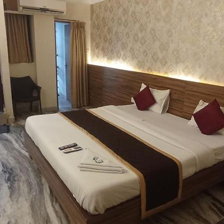 Hotel Raj Meridian, Tambaram Chennai Ngoại thất bức ảnh